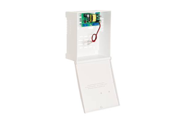 ББП-20П-ЭКО Бесперебойный источник питания (пластик) LINEMAX (следы монтажа)